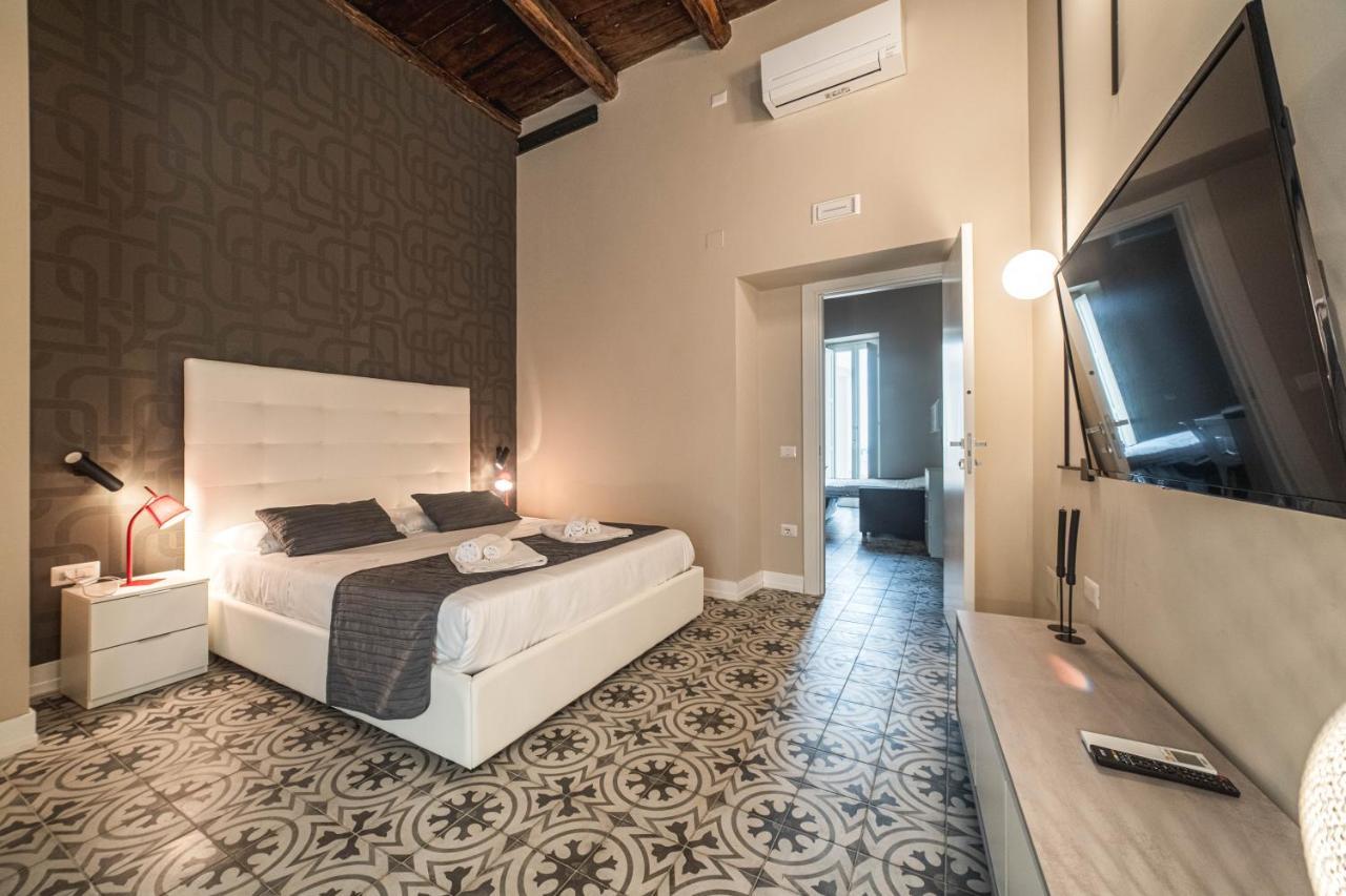 Palazzo Paladini - Luxury Suites In The Heart Of The Old Town 皮佐 外观 照片